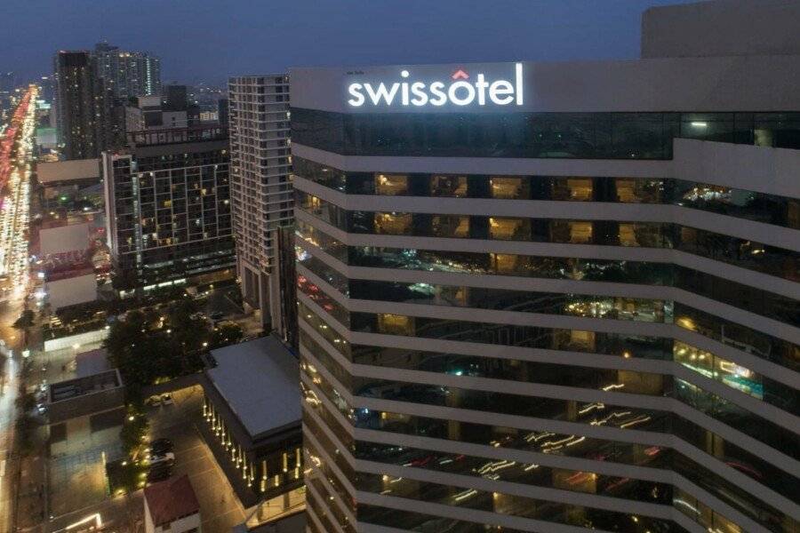 Swissotel Ratchada facade