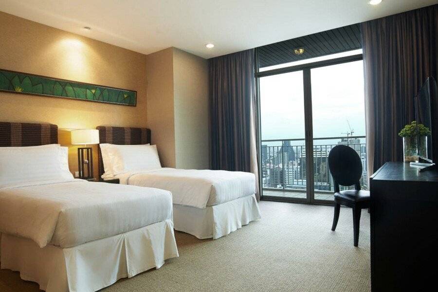 Urbana Sathorn Hotel, hotel bedroom,ocean view