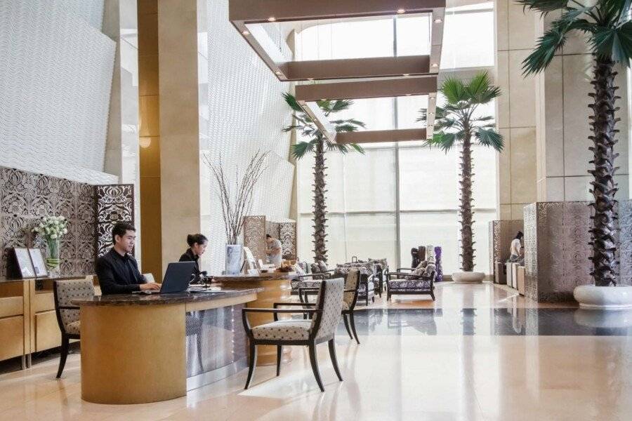 Urbana Sathorn Hotel, lobby,front desk