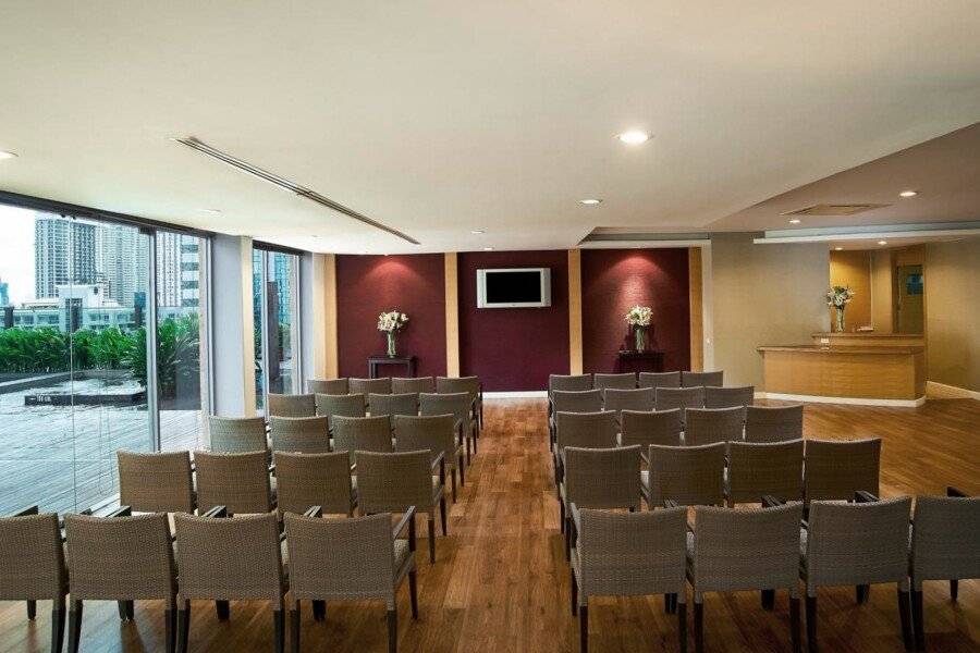 Urbana Sathorn Hotel, conference room,meeting room