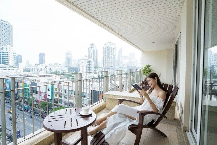 Centre Point Sukhumvit Thong-Lo balcony,ocean view