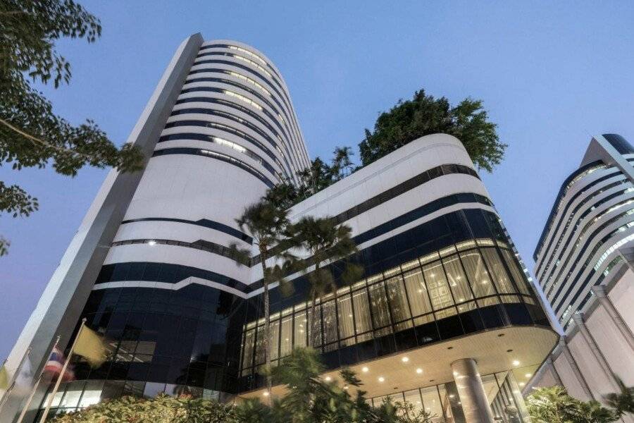 JW Marriott Hotel facade