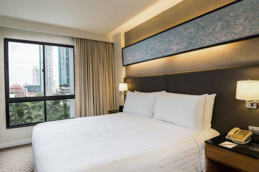 Chatrium Residence Sathon hotel bedroom