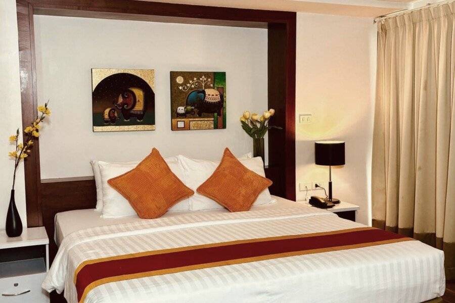 I Residence Hotel Sathorn - SHA Plus hotel bedroom