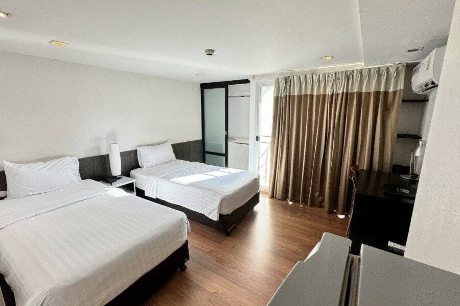 I Residence Hotel Sathorn - SHA Plus hotel bedroom