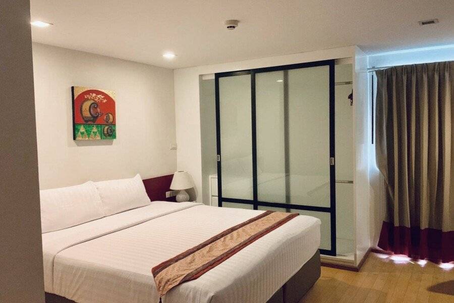 I Residence Hotel Sathorn - SHA Plus hotel bedroom