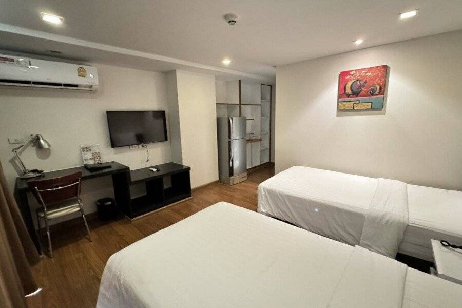 I Residence Hotel Sathorn - SHA Plus hotel bedroom