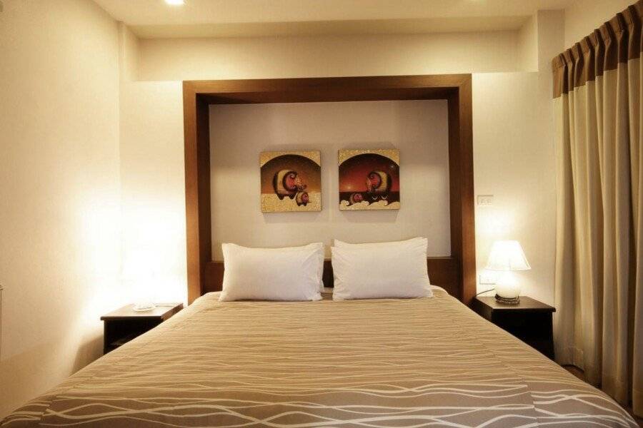 I Residence Hotel Sathorn - SHA Plus hotel bedroom