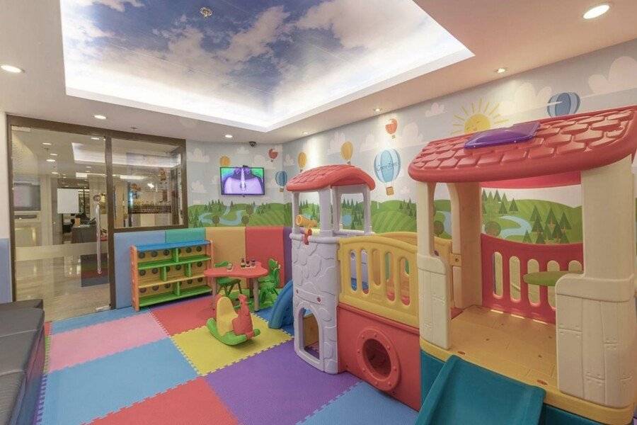 Centre Point Silom kids play area