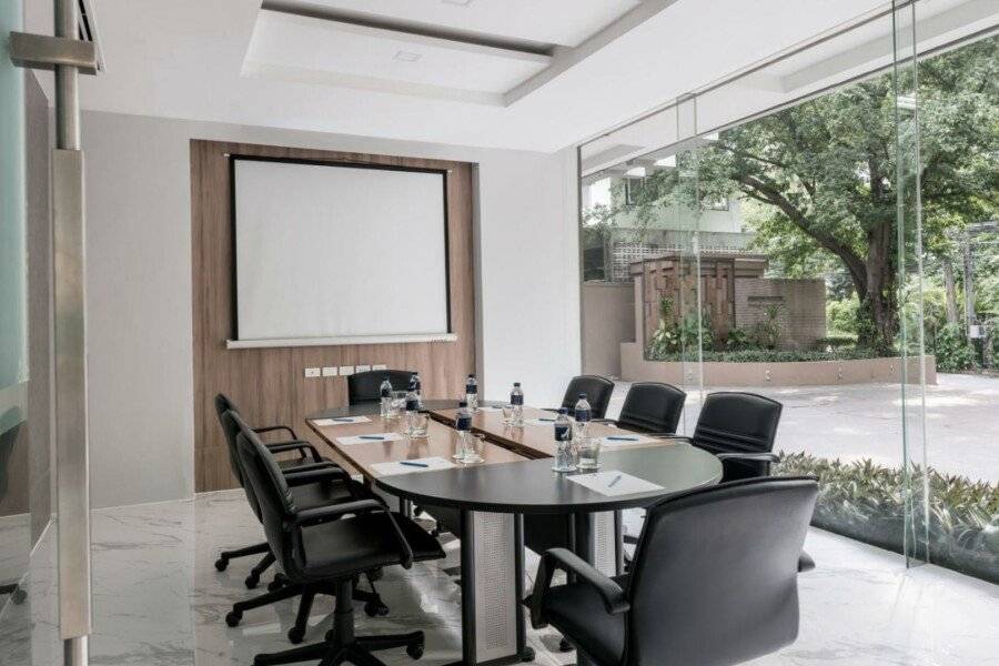 Adelphi Grande Sukhumvit conference room,meeting room