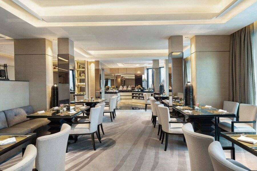 Siam Kempinski Hotel restaurant