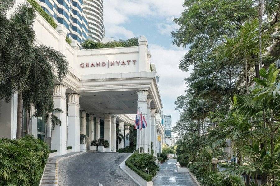 Grand Hyatt Erawan facade