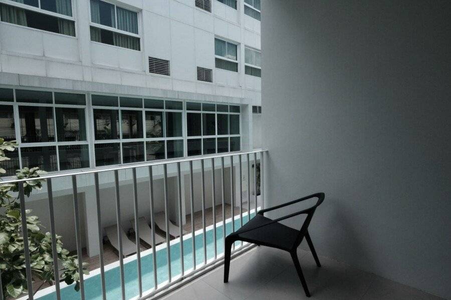 CHERN balcony,pool,hotel facade