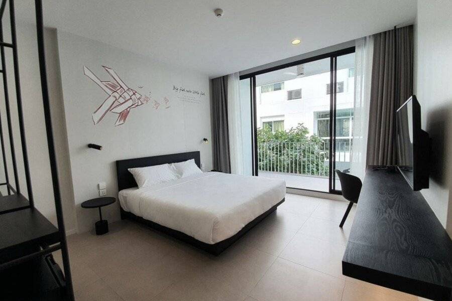 CHERN hotel bedroom, balcony