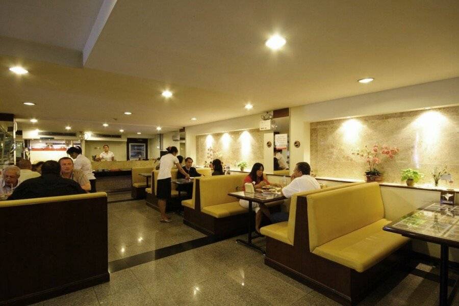 Grand Business Inn restaurant,lobby