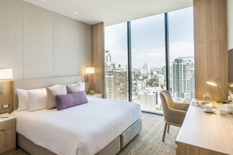 SKYVIEW Hotel - Sukhumvit hotel bedroom,ocean view