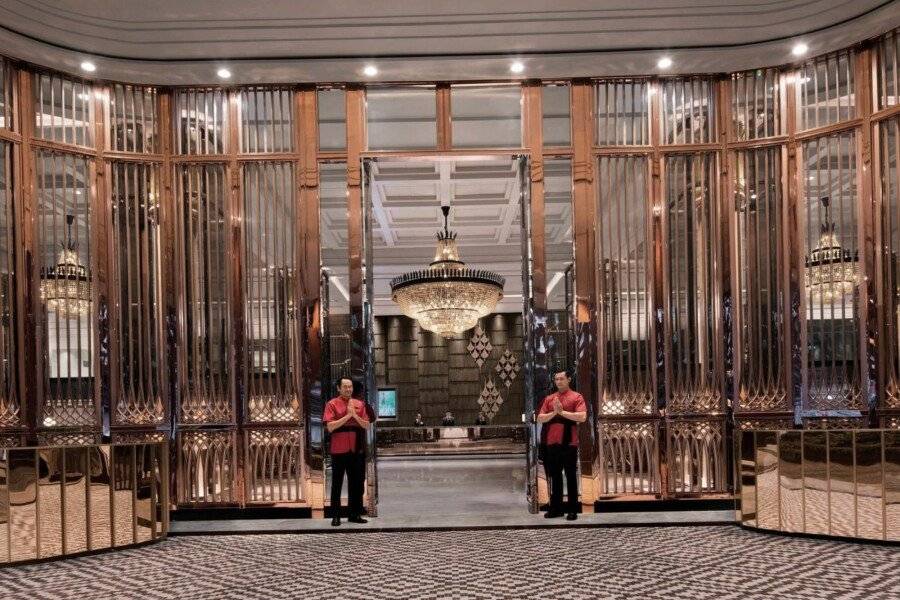 Bangkok Marriott Marquis Queens Park lobby