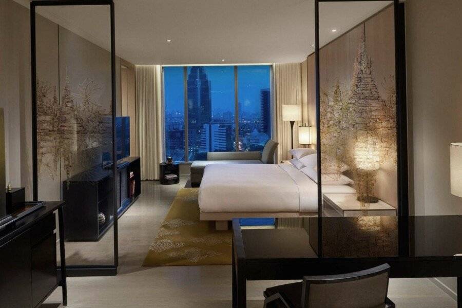 Park Hyatt hotel bedroom