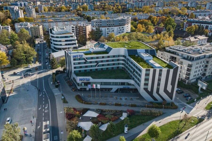 Park Inn by Radisson Krakow facade