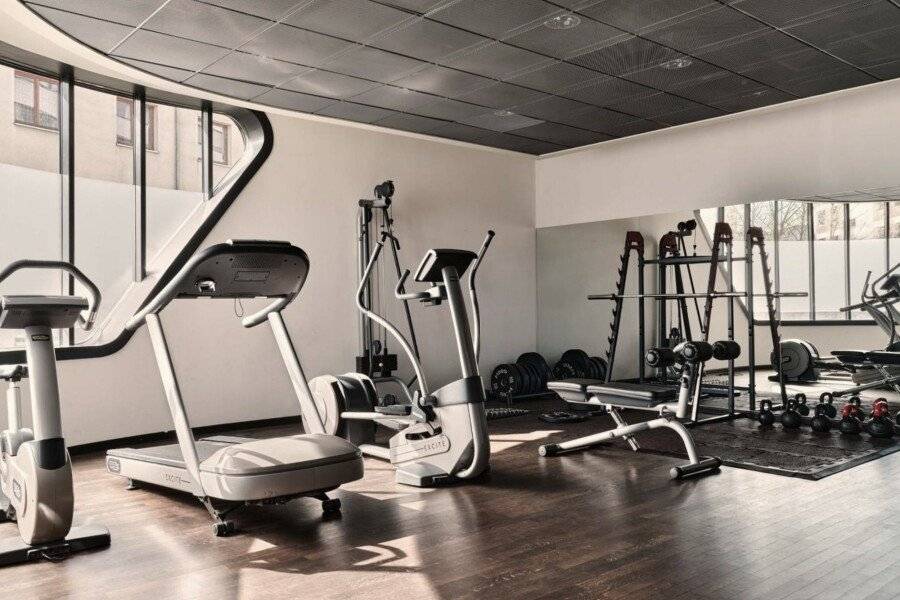 Park Inn by Radisson Krakow fitness centre