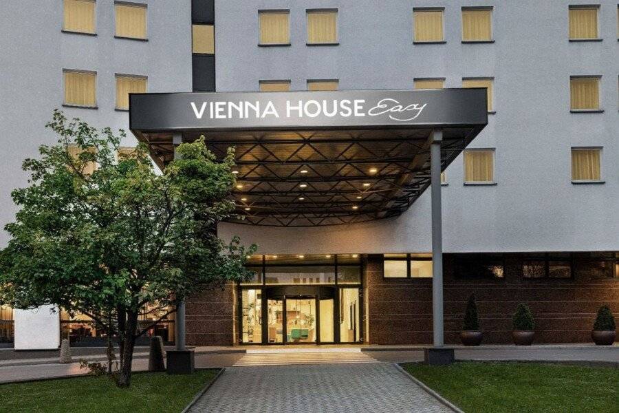 Vienna House Easy by Wyndham Cracow facade