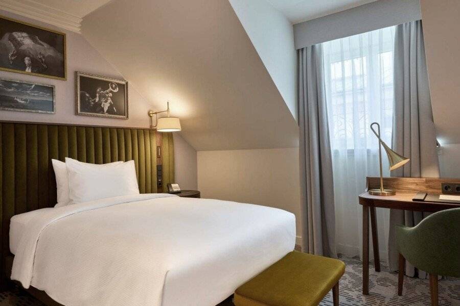 Hotel Saski Krakow Curio Collection by Hilton hotel bedroom