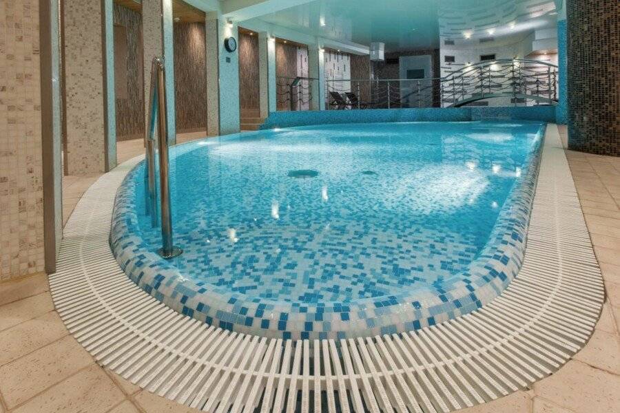 Galaxy Hotel indoor pool,spa,pool