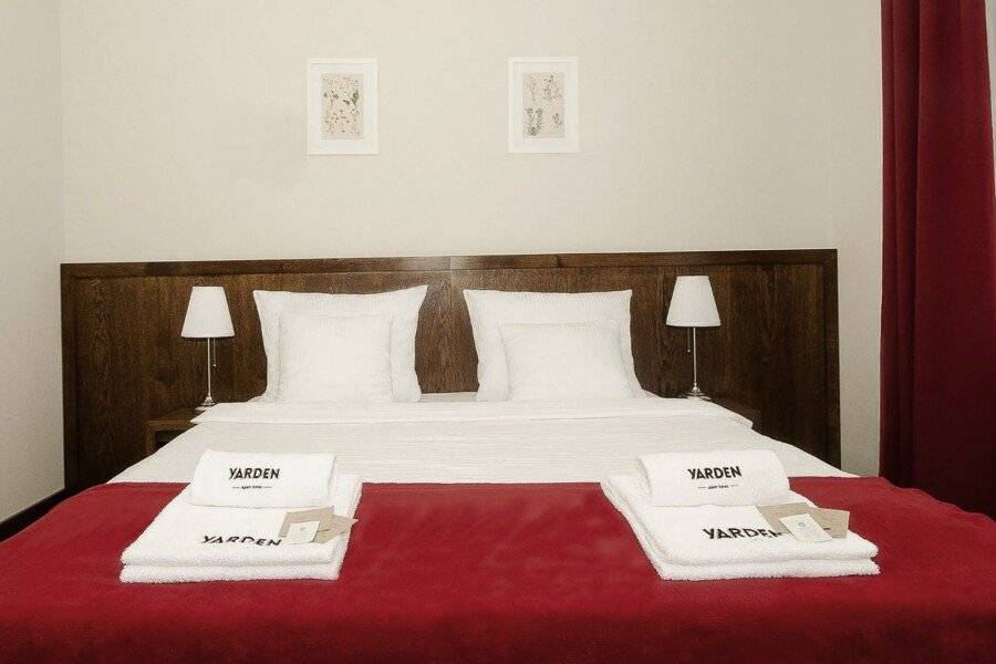 Hotel Yarden by Artery Hotels hotel bedroom