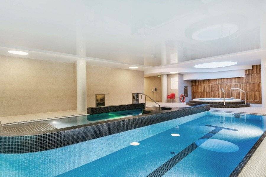 DoubleTree by Hilton Krakow Hotel & Convention Center indoor pool,spa