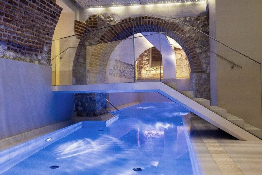 Wyndham Grand Krakow Old Town spa,pool