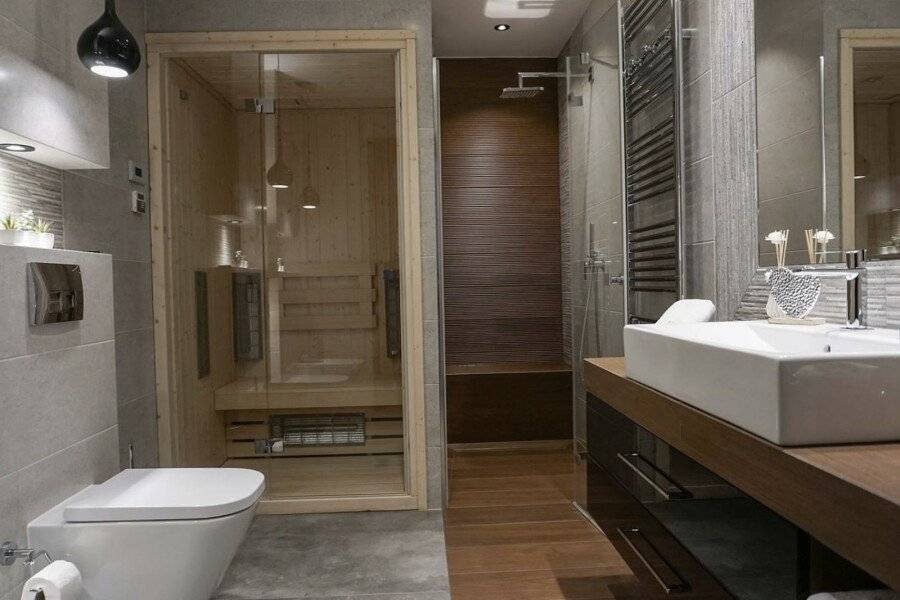 AGA Tenis Apartments by Radwańska sauna,bathtub