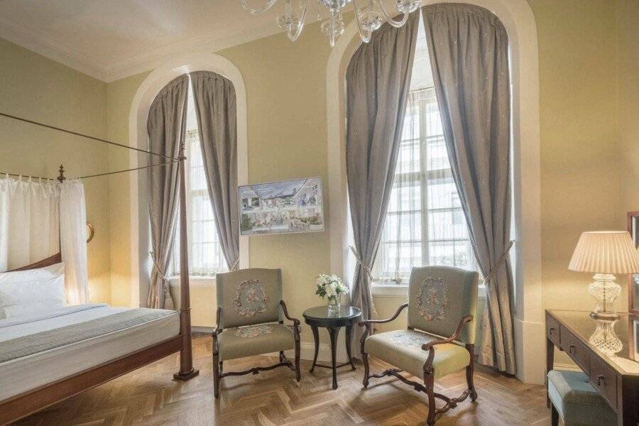 The Mozart hotel bedroom