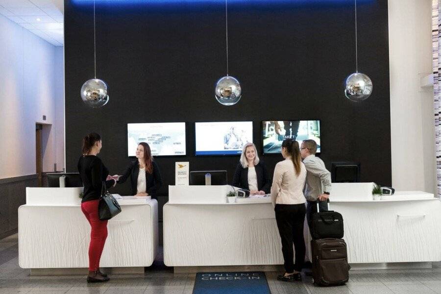 Novotel Praha Wenceslas Square front desk,lobby