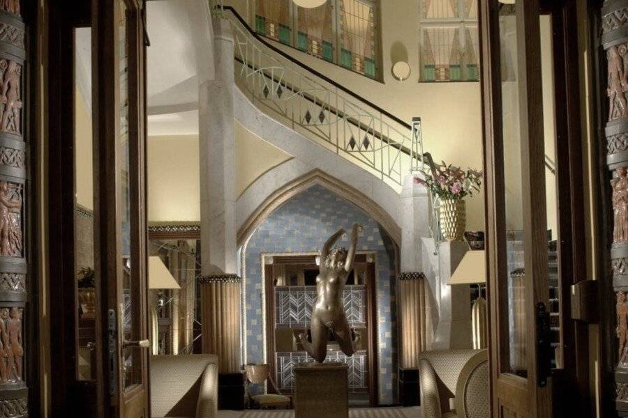 Art Deco Imperial Hotel lobby