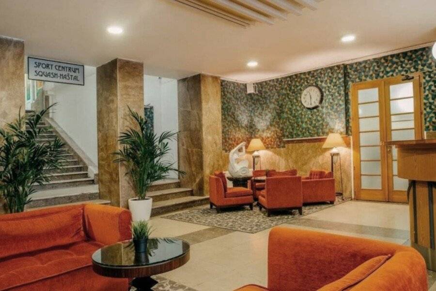 Metropolitan Old Town Hotel - Czech Leading Hotels lobby