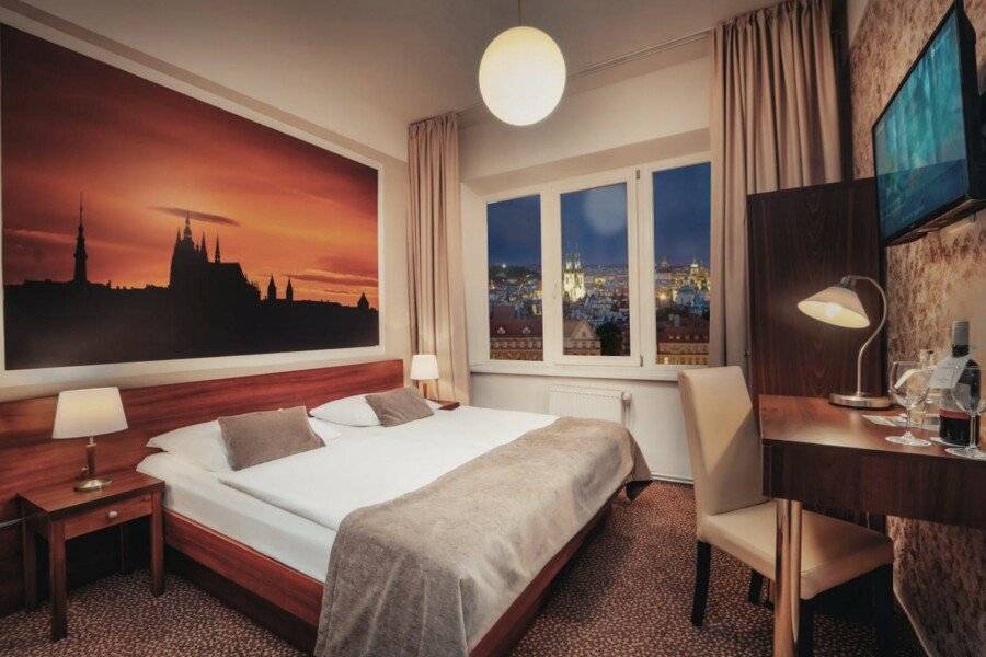 Metropolitan Old Town Hotel - Czech Leading Hotels hotel bedroom