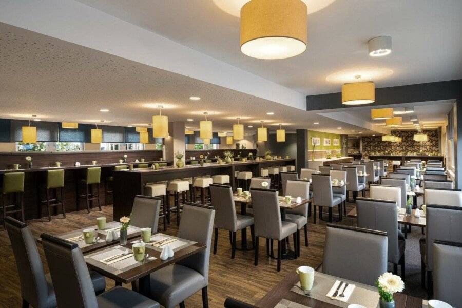 Leonardo Hotel restaurant