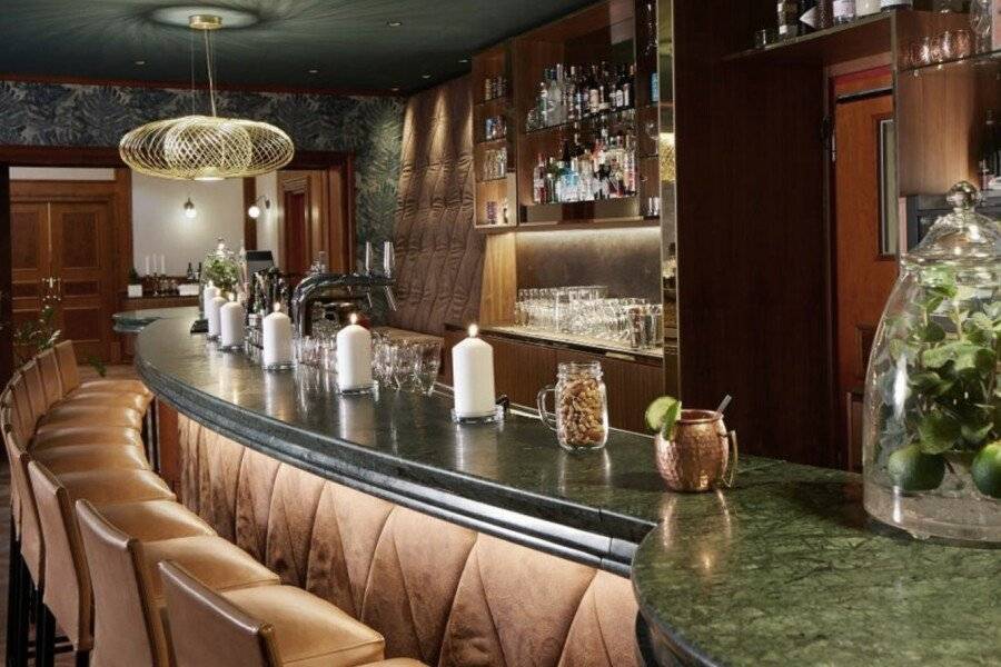 HYPERION Hotel bar