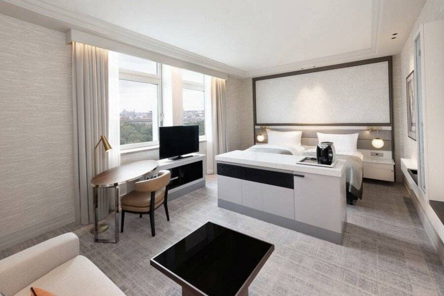 InterContinental Berlin, an IHG Hotel hotel bedroom