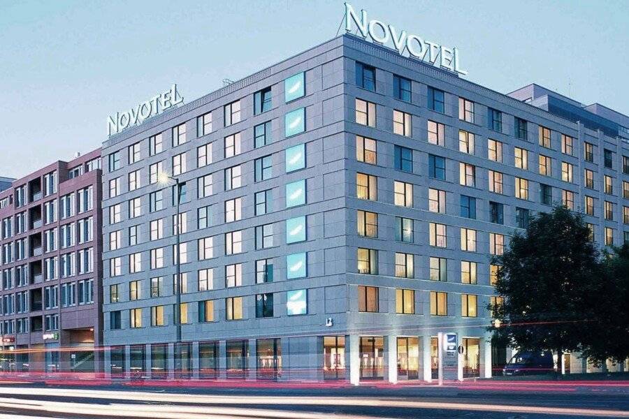 Novotel Mitte facade