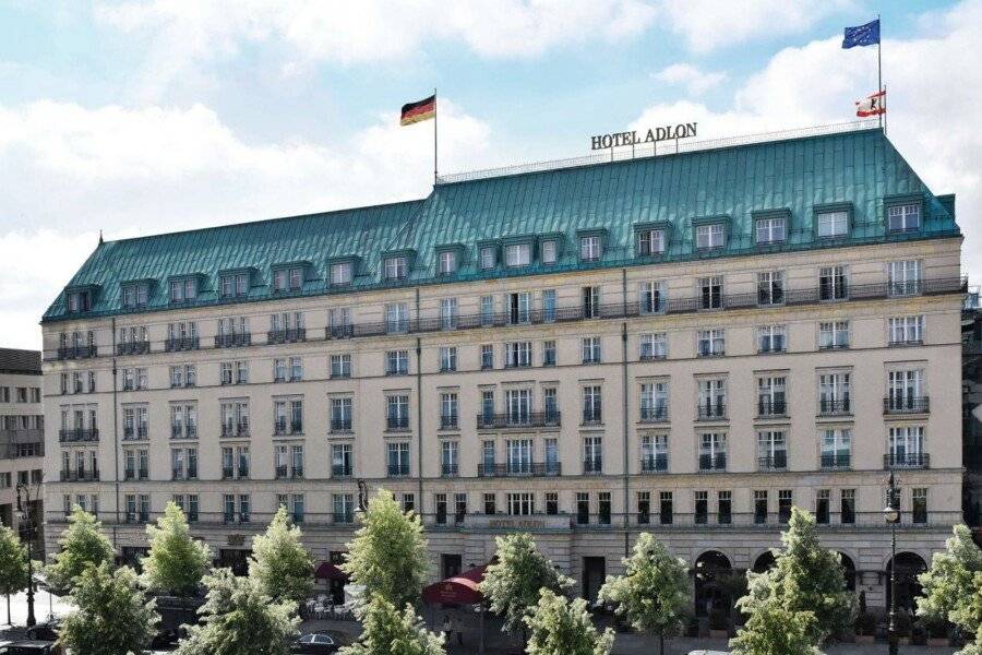 Hotel Adlon Kempinski Berlin facade