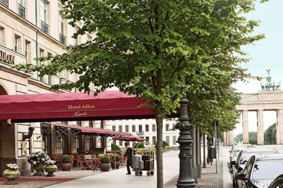 Hotel Adlon Kempinski []