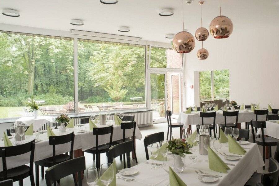 Hotel Christophorus restaurant,garden