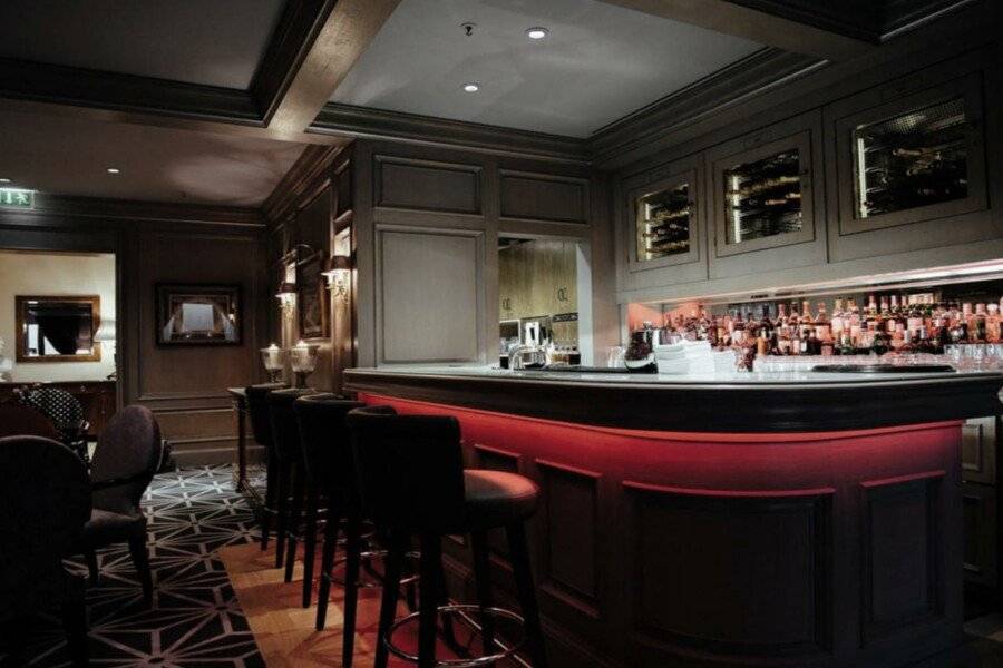 Regent, an IHG Hotel bar