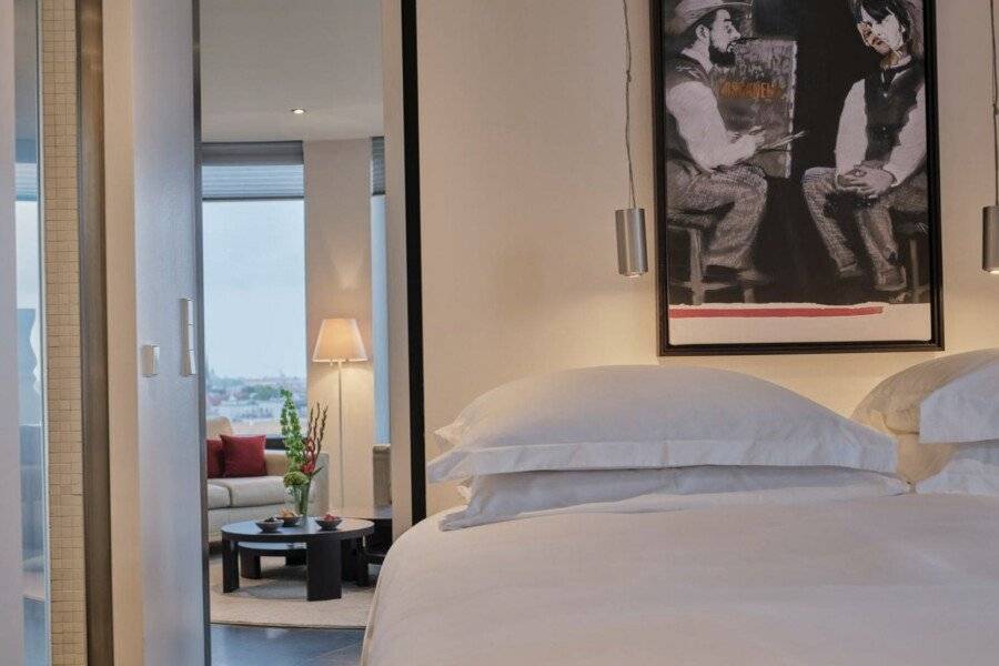 Dorint Kurfürstendamm Berlin hotel bedroom