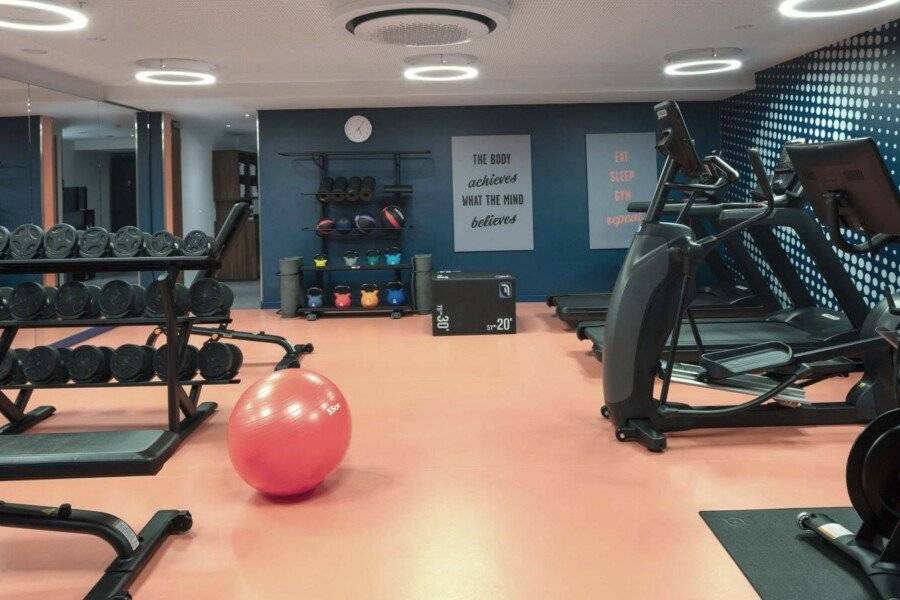 Hampton by Hilton City West fitness centre