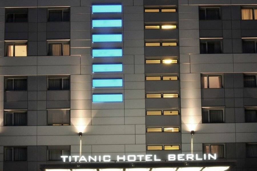 TITANIC Comfort Mitte facade,hotel facade