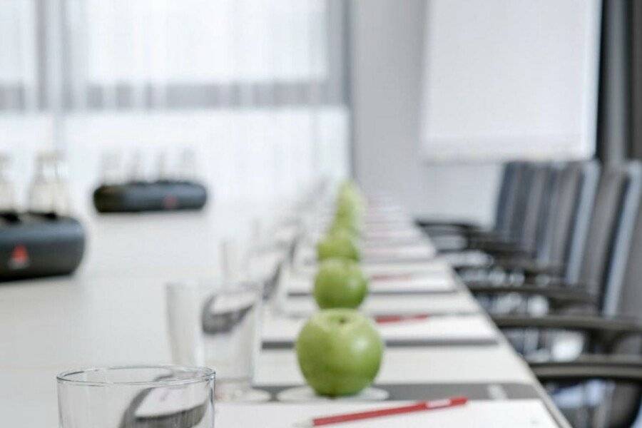 IntercityHotel Hauptbahnhof conference room,meeting room