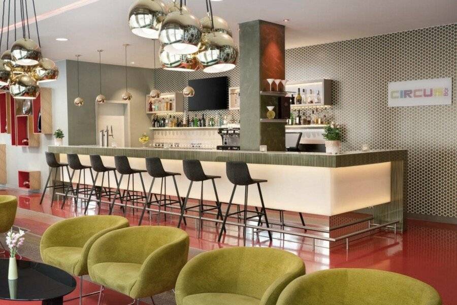 Leonardo Hotel Mitte bar,lobby