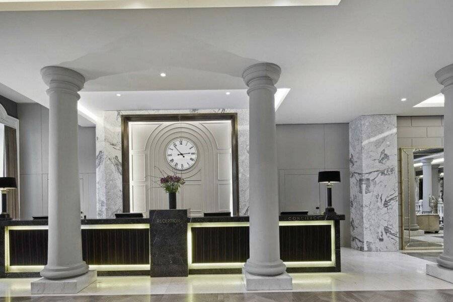 TITANIC Gendarmenmarkt lobby,front desk,